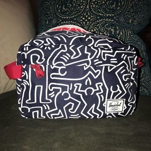 NWOT Herschel-Toiletry Bag-Peacoat Keith Haring